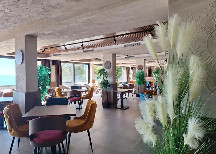 Vistanova Milmari S33